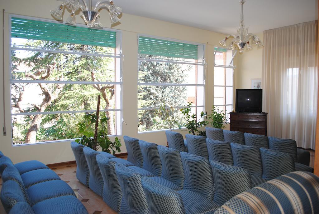 Hotel Villa Edelweiss Chianciano Terme Exteriör bild